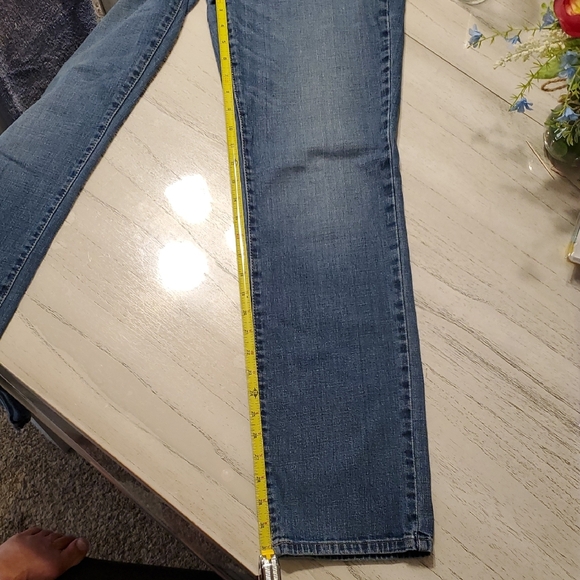 Levi's Men's Light Blue Straight Jeans - Picture 9 of 9